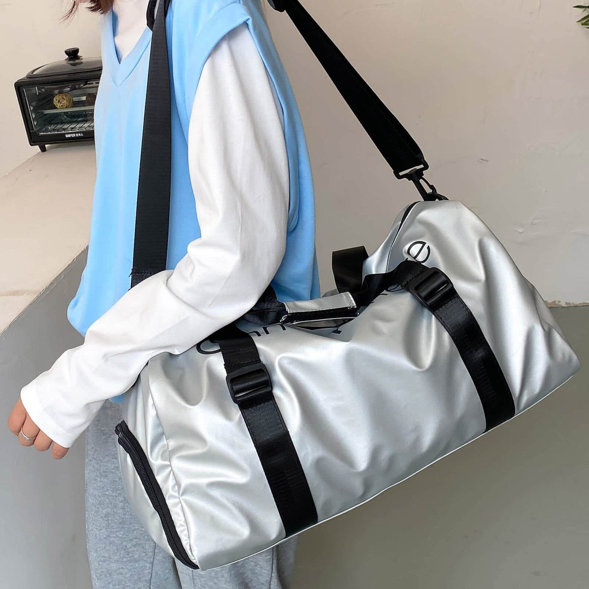 Durable Sports Duffel Bags – Water-Repellent with Shoe Compartment